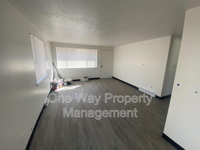 Foto del edificio - 1108 E 15th St