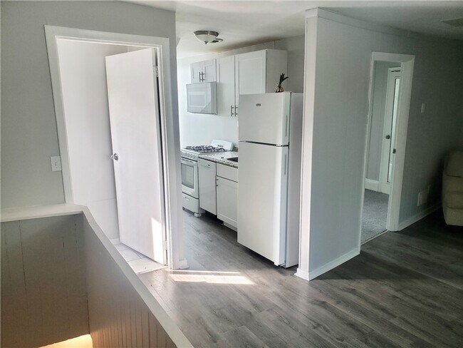 Foto del edificio - 1234 Itin St