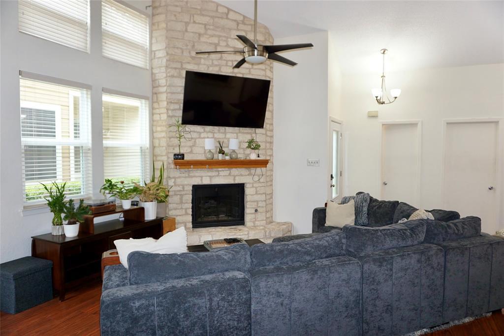 Foto principal - 6501 Brush Country Rd