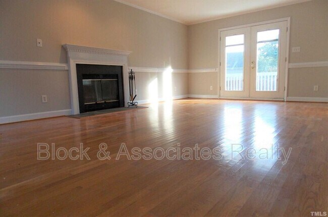 Foto del edificio - 409 Trinidad Ct