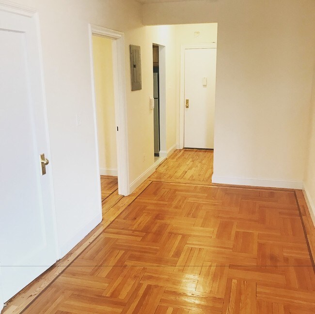 2039 Cruger Ave Unit 3, Bronx, NY 10462 Rentals Bronx, NY