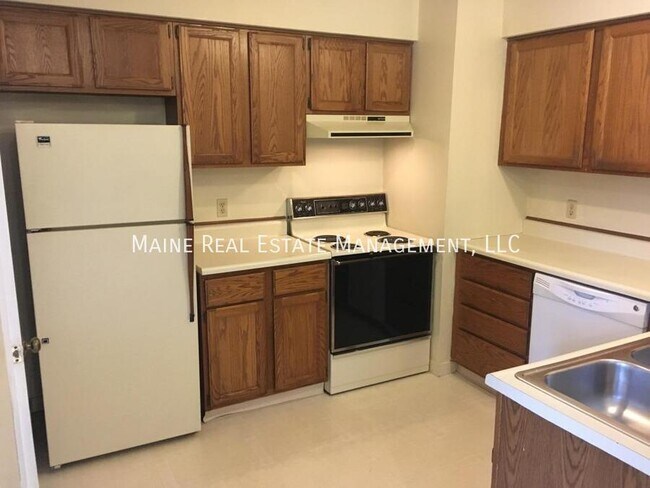 Foto del edificio - 45 Valley View Ln
