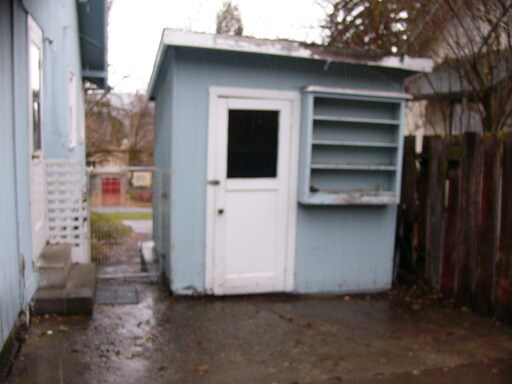 Building Photo - 935 Pacific Ter