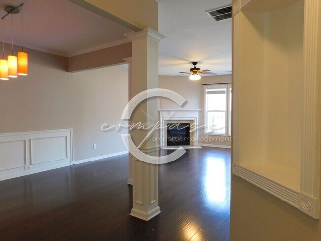 Foto del edificio - 1940 Lake Heights Cir NW