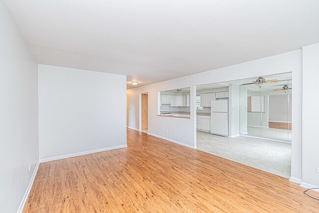 Foto del edificio - 1044 Willson Dr