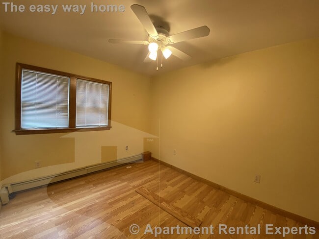 Foto del edificio - 64 Paris St