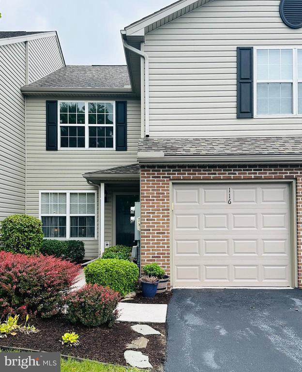 Foto principal - 116 Hawk Ct