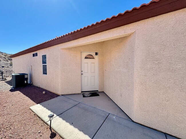 Foto del edificio - FOX CREEK Cul De Sac Home with Garage