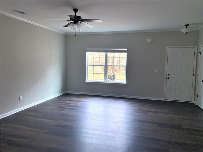 Building Photo - 1475 Bluff Valley Cir