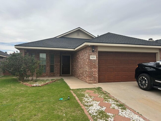 Building Photo - 9404 Lamar Ave