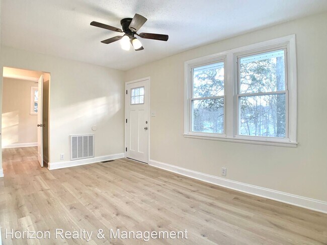 Foto del edificio - 2 br, 1 bath House - 845 Britton Springs Rd
