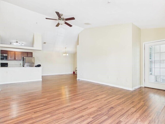 Foto del edificio - 16337 Enclave Village Dr