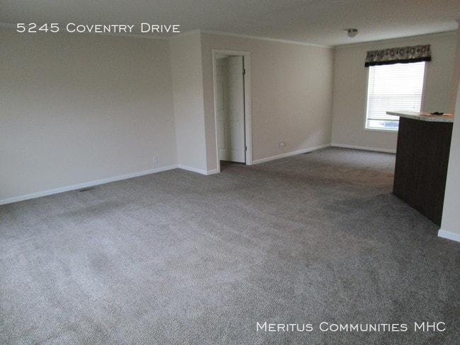 Foto del edificio - 5245 Coventry Dr