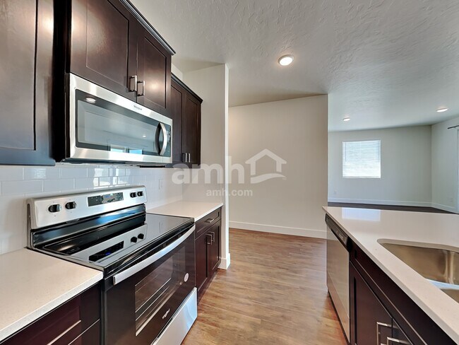 Foto del edificio - 9376 W Dove Creek St