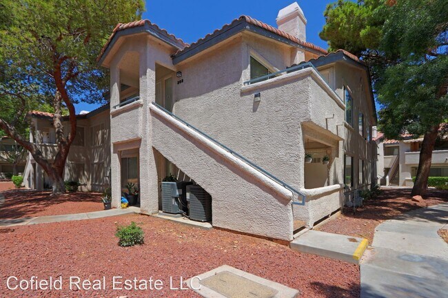 Building Photo - 3 br, 2 bath House - 3071 Key Largo Dr. #202