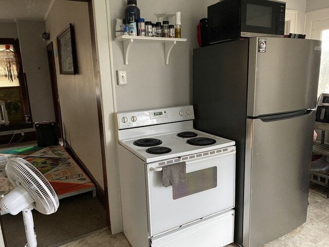 Foto del edificio - 87 E 15th St