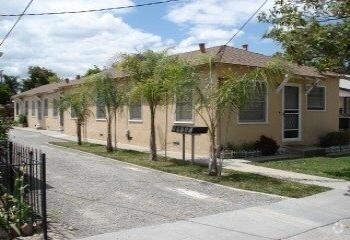 Building Photo - 161 Boston Ave