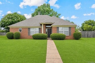 Building Photo - 8990 Stoneridge Pl
