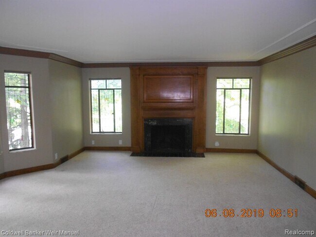 Foto del edificio - 798 Trombley Rd