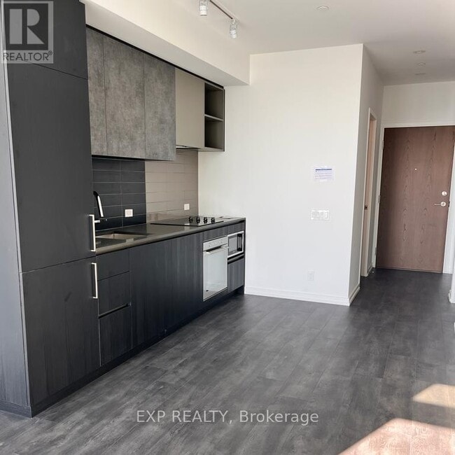 Building Photo - 1000 Portage Pkwy