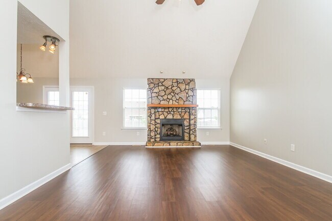 Foto del edificio - 5054 Betsy Ann Ave