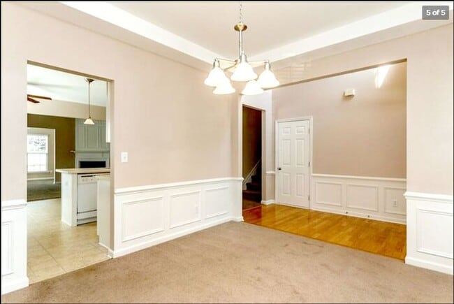 Building Photo - Charming Wakefield Home with First-Floor B...