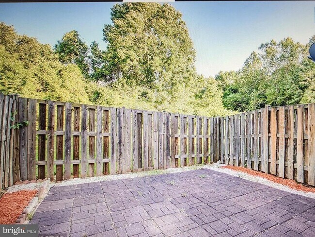 Foto del edificio - 14427 Four Chimney Dr