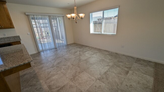 Building Photo - Beautiful 3 Bedroom 2 Bath Home in Cambria Estates