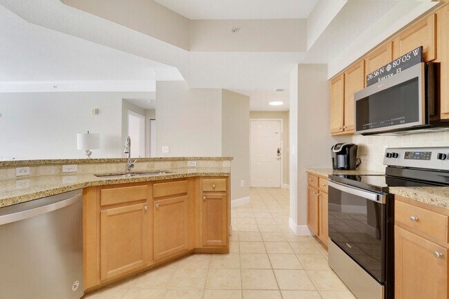 Building Photo - 276 Murcia Dr