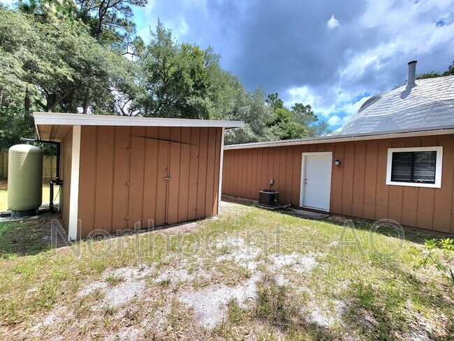 Building Photo - 1620 Gately Rd