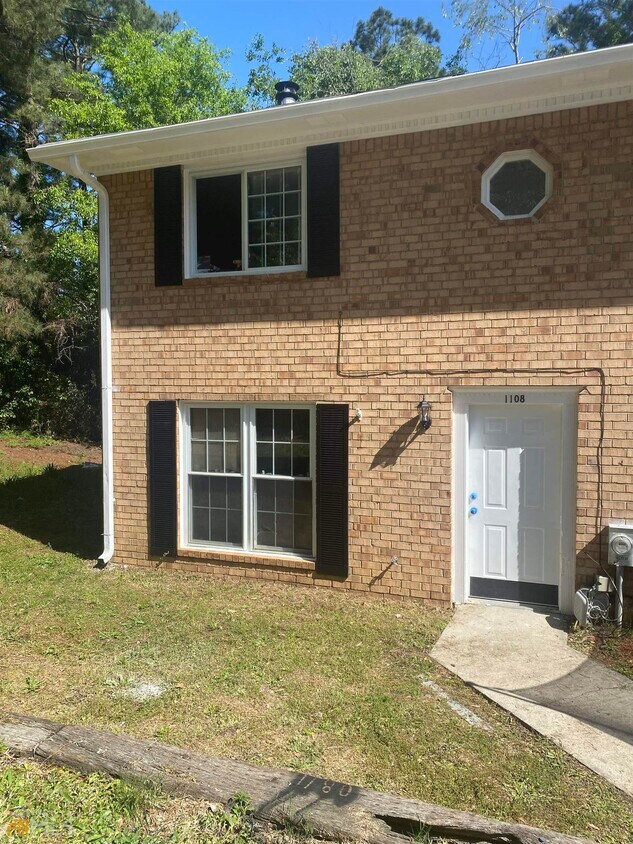 Primary Photo - 1108 Windgate Cir NW