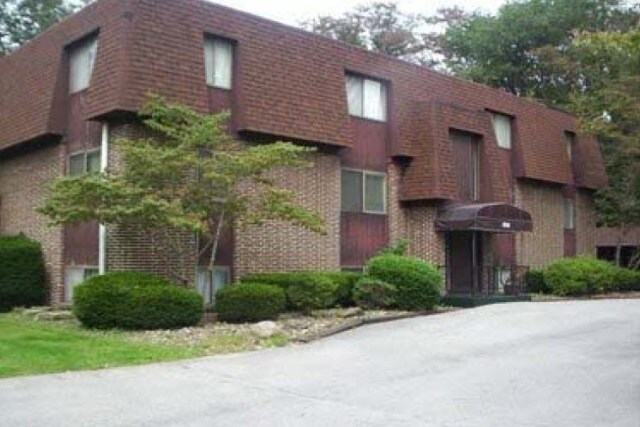 Studio Apartment Youngstown Ohio monticello apartments & townhomes rentals - youngstown, oh Studio Apartment Youngstown Ohio monticello apartments & townhomes rentals - youngstown, oh