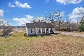 Building Photo - 4545 Lahr Rd