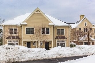 Building Photo - 142 Bigelow St