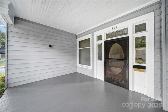 Photo - 421 S South St House