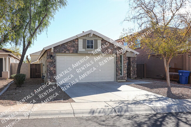 Building Photo - 13421 W Keim Dr