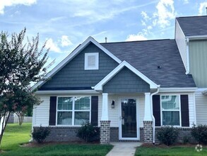 Building Photo - 7360 Garett Park Dr