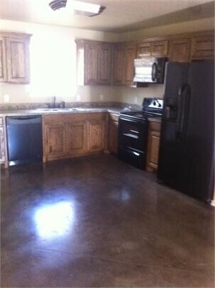 Foto principal - 502 N Cleburne Whitney Rd