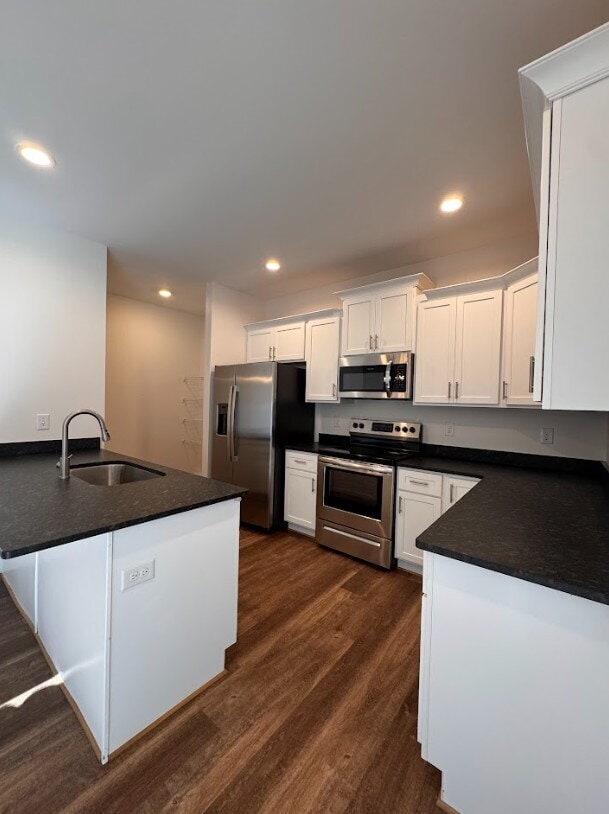 Building Photo - Inquire today on how to get FREE rent!