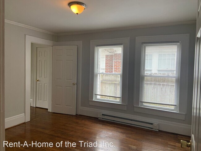 Building Photo - 3 br, 1 bath House - 1615  Walker Avenue