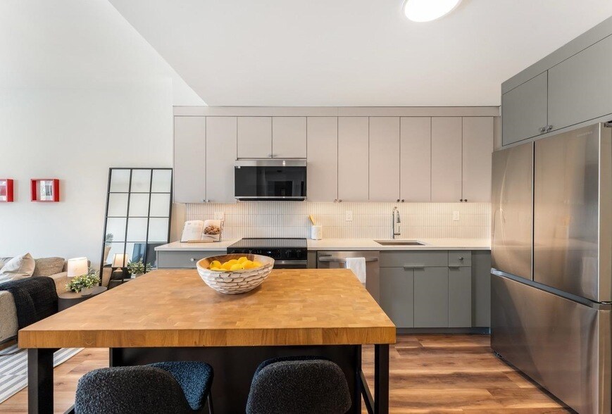 Foto principal - 857 Communipaw Ave