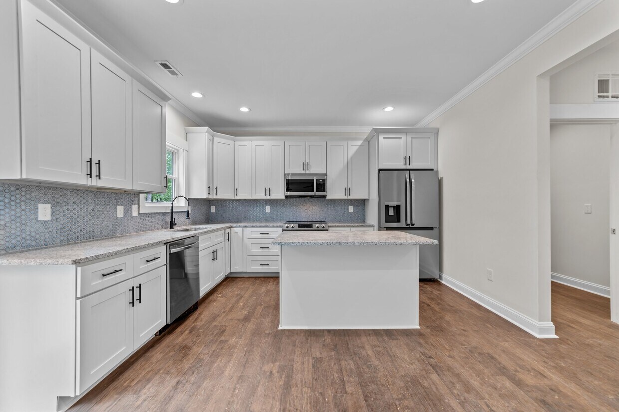 Foto principal - 4050 Daugherty Rd