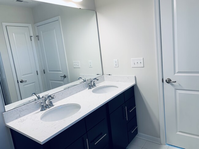 Building Photo - 4103 Audubon Park Dr