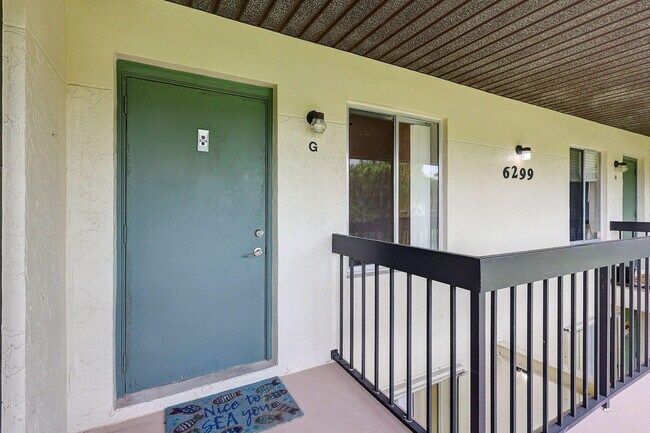 Foto del edificio - 6299 Chasewood Dr