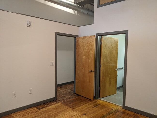 Building Photo - The Lofts at Hawthorne Mill