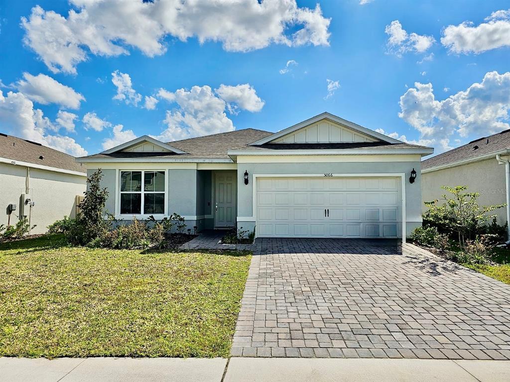 Foto principal - 5066 Sparkling Water Wy