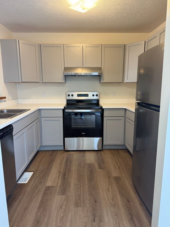 Foto del edificio - 3 Bedroom/3.5 Bath Townhome