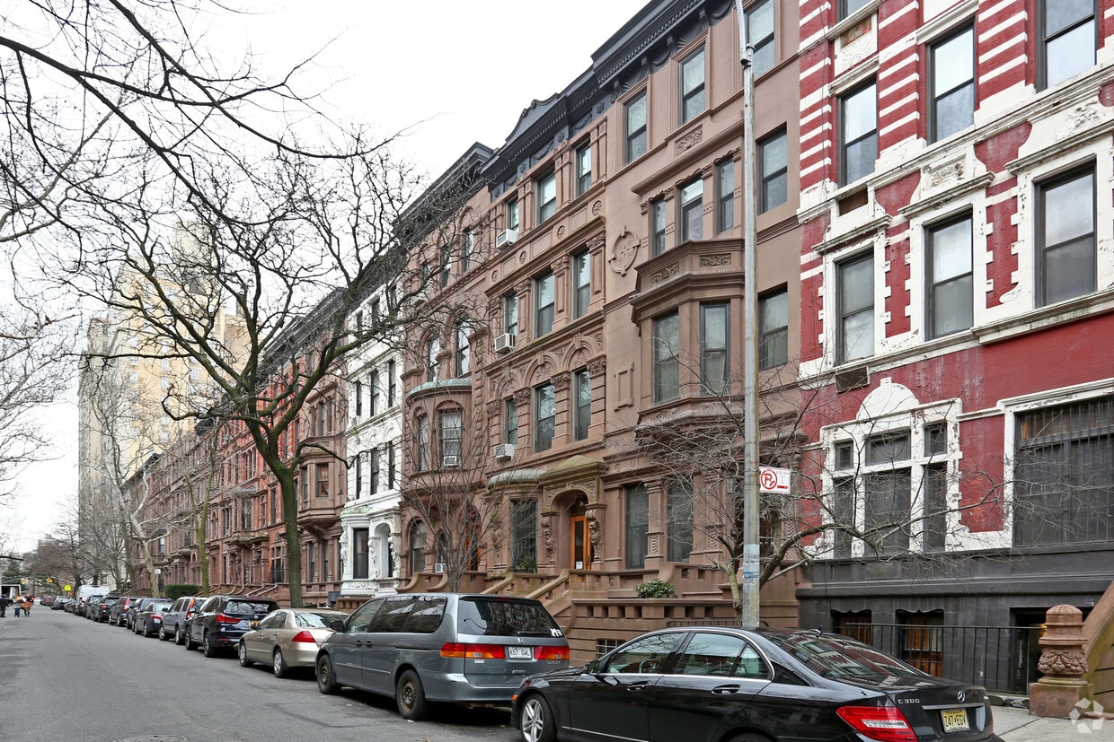 Primary Photo - 46 W 88th St