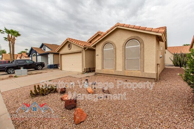 Foto del edificio - 6870 S Oakmont Dr