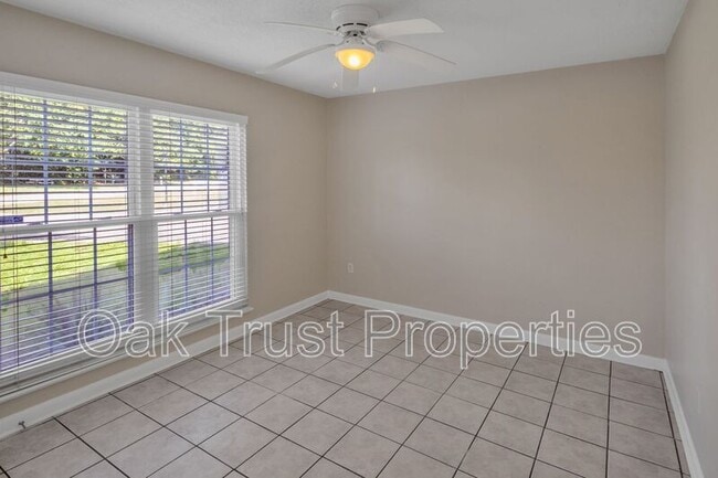Building Photo - 874 S Colony Dr